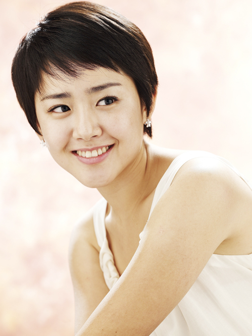 Moon Geun-young - Images